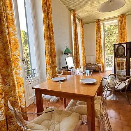 Elegant Sea View Retreat In Historic With Pool